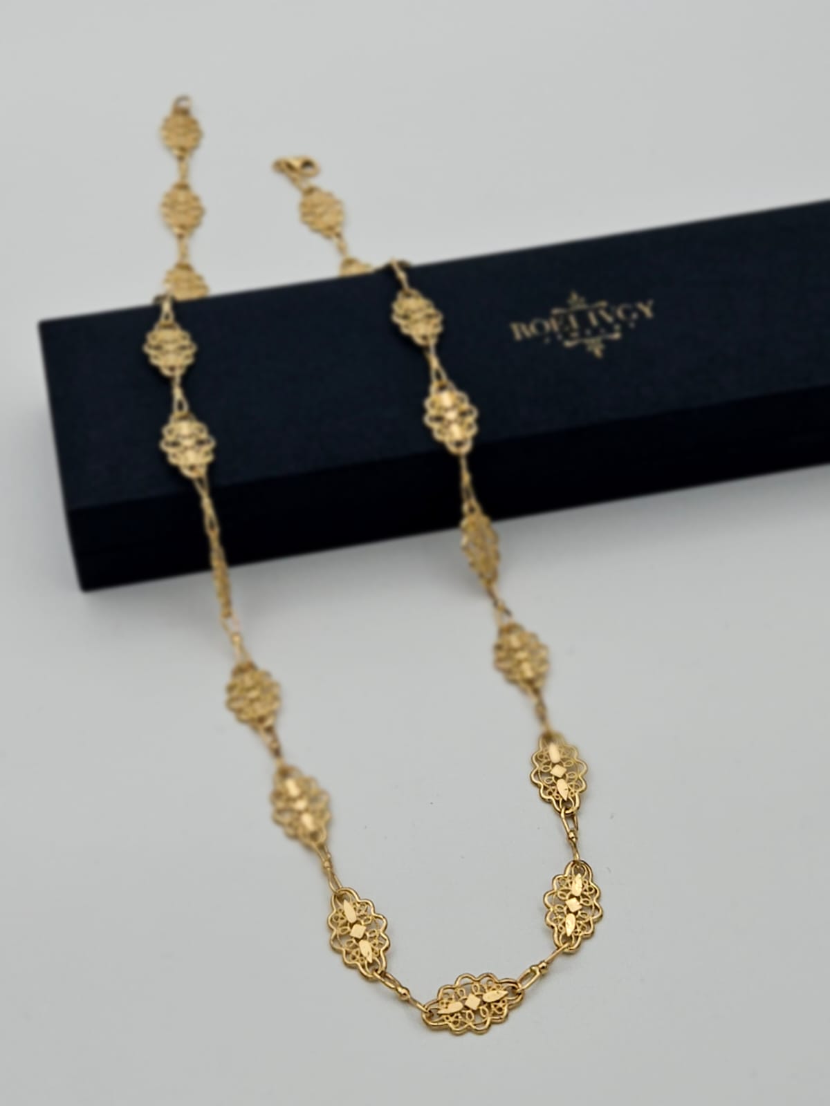 14K Gold Moroccan-Style Sittoir Necklace