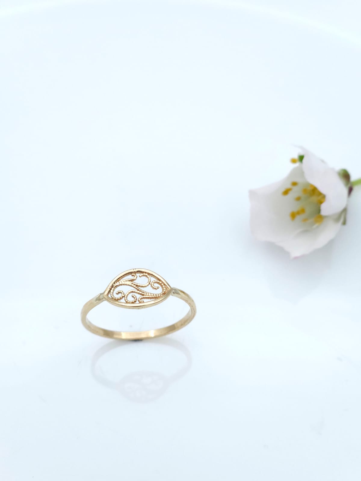 14K Gold Lace Signet Ring