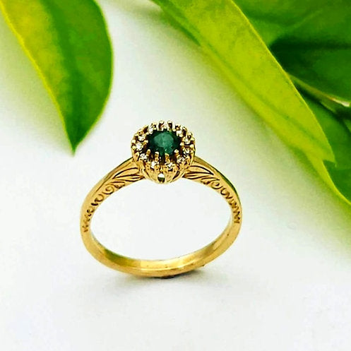 14K Gold Ring Set with Green Tourmaline and Diamonds