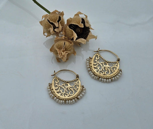 14K Gold Fan Earrings Woven with Pearl
