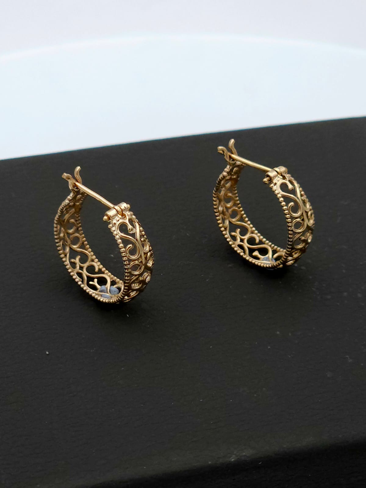 14K Gold Lace Hoop Earrings