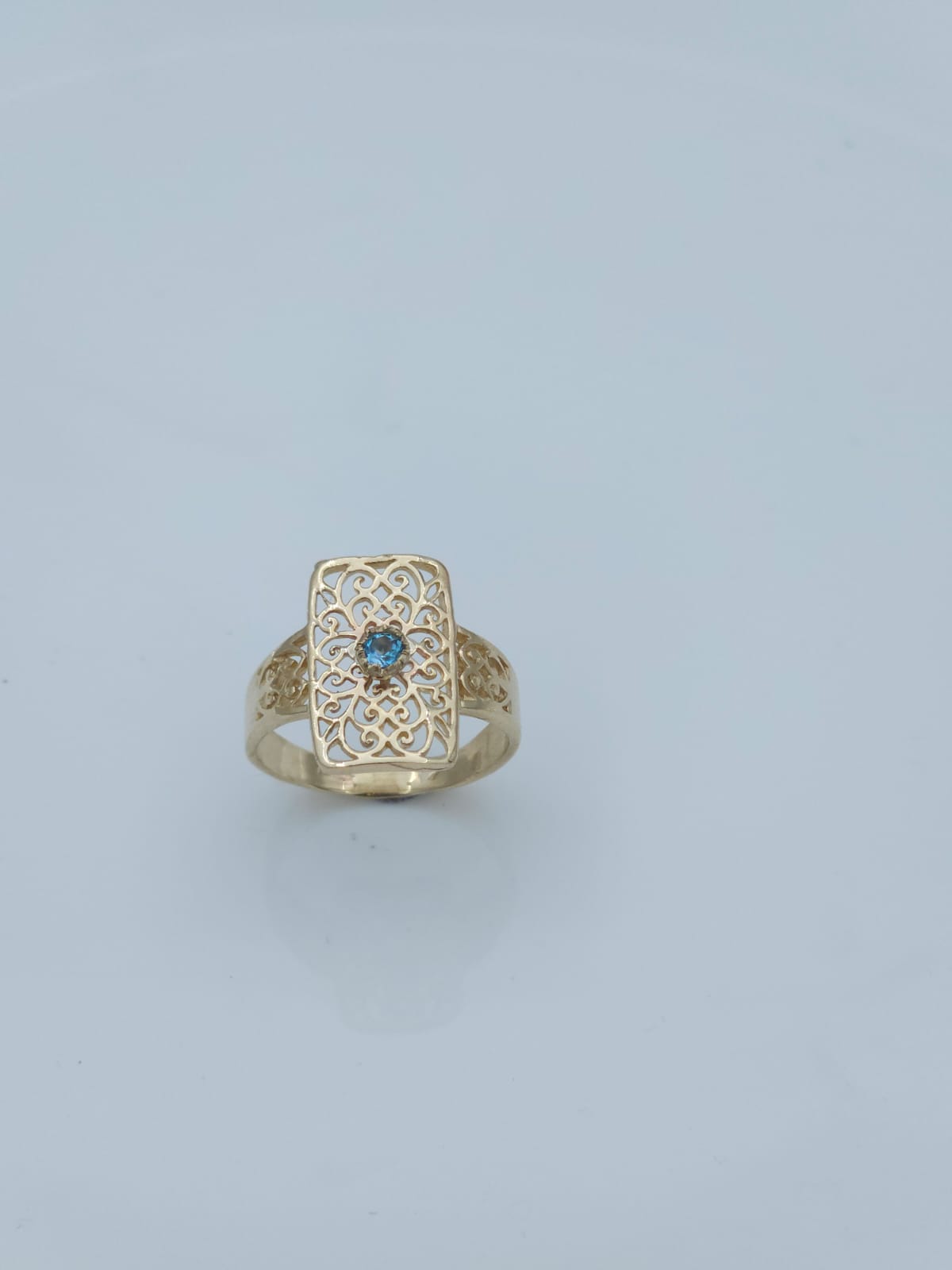 14K Gold Rectangular Lace Ring Set with Blue Topaz