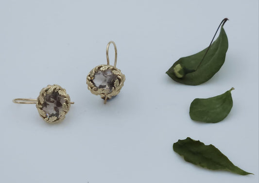 14K Gold Leaf-Patterned Earrings Set with Smoky Topaz