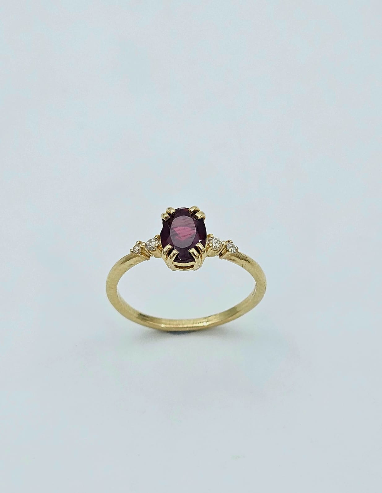 14K Gold Ring with Garnet and Diamonds