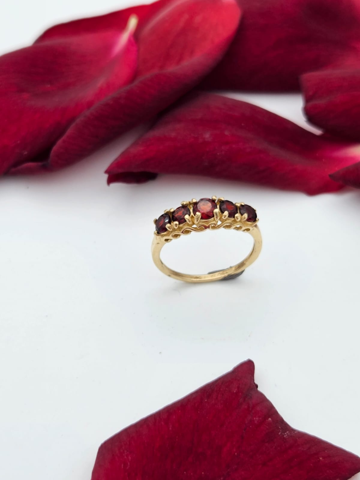 14K Gold Decorative Ring Set with Garnet Stones