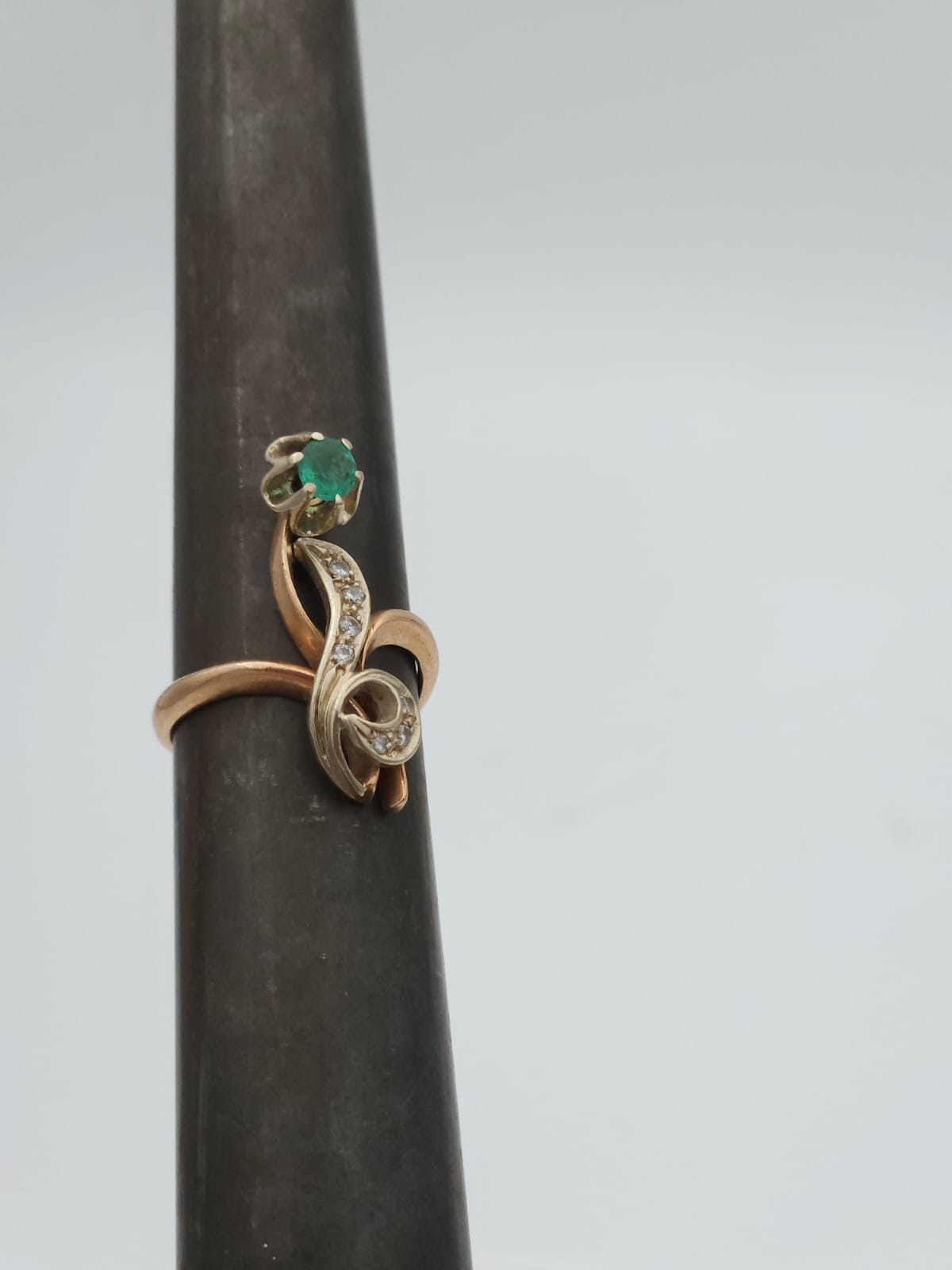 Vintage 14K Rose and White Gold Ring Set with Emerald and Diamonds