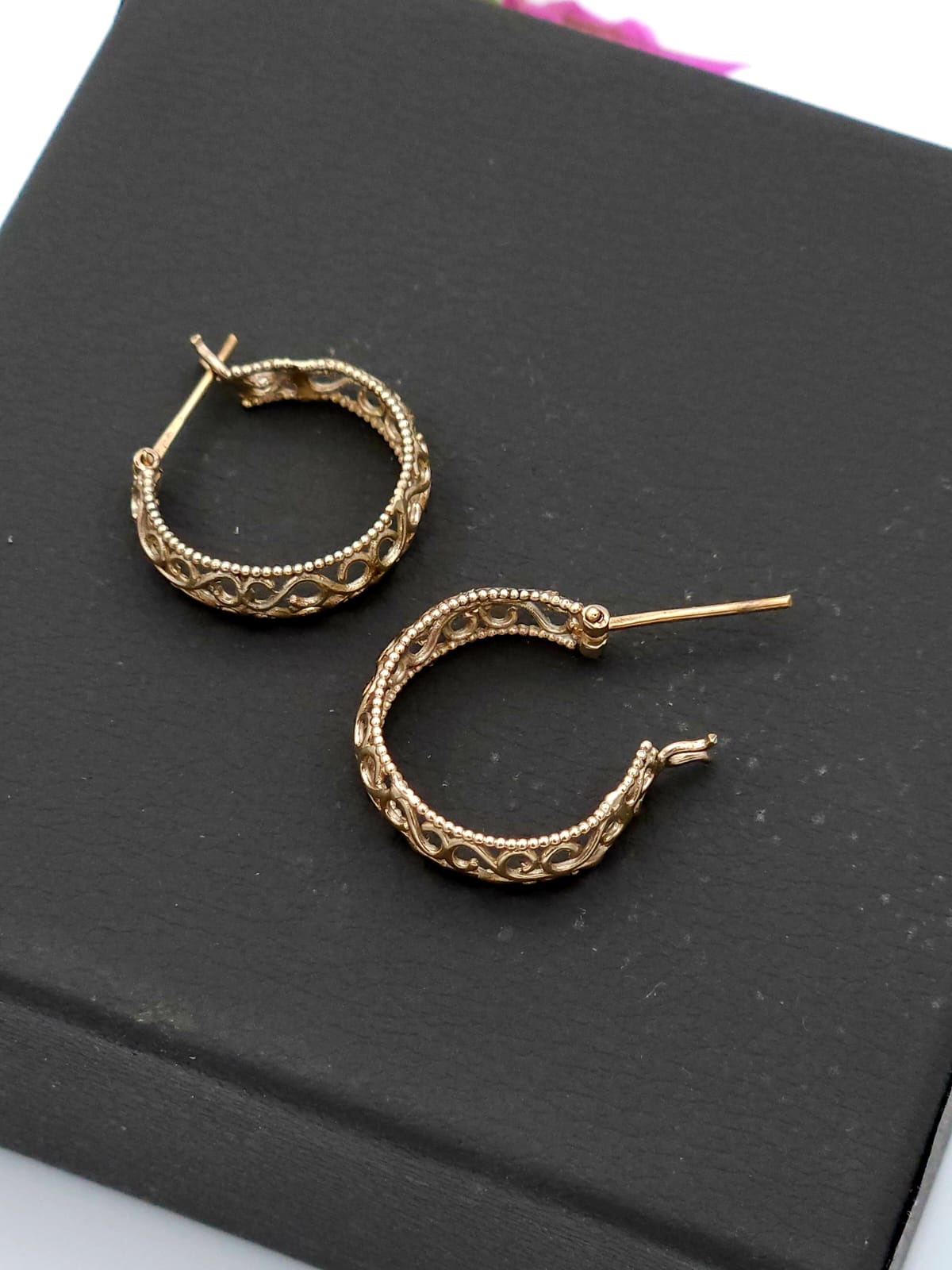 14K Gold Lace Hoop Earrings