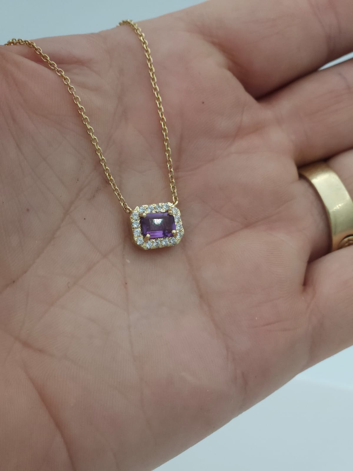 14K Gold Necklace with Diamonds and Amethyst Stone