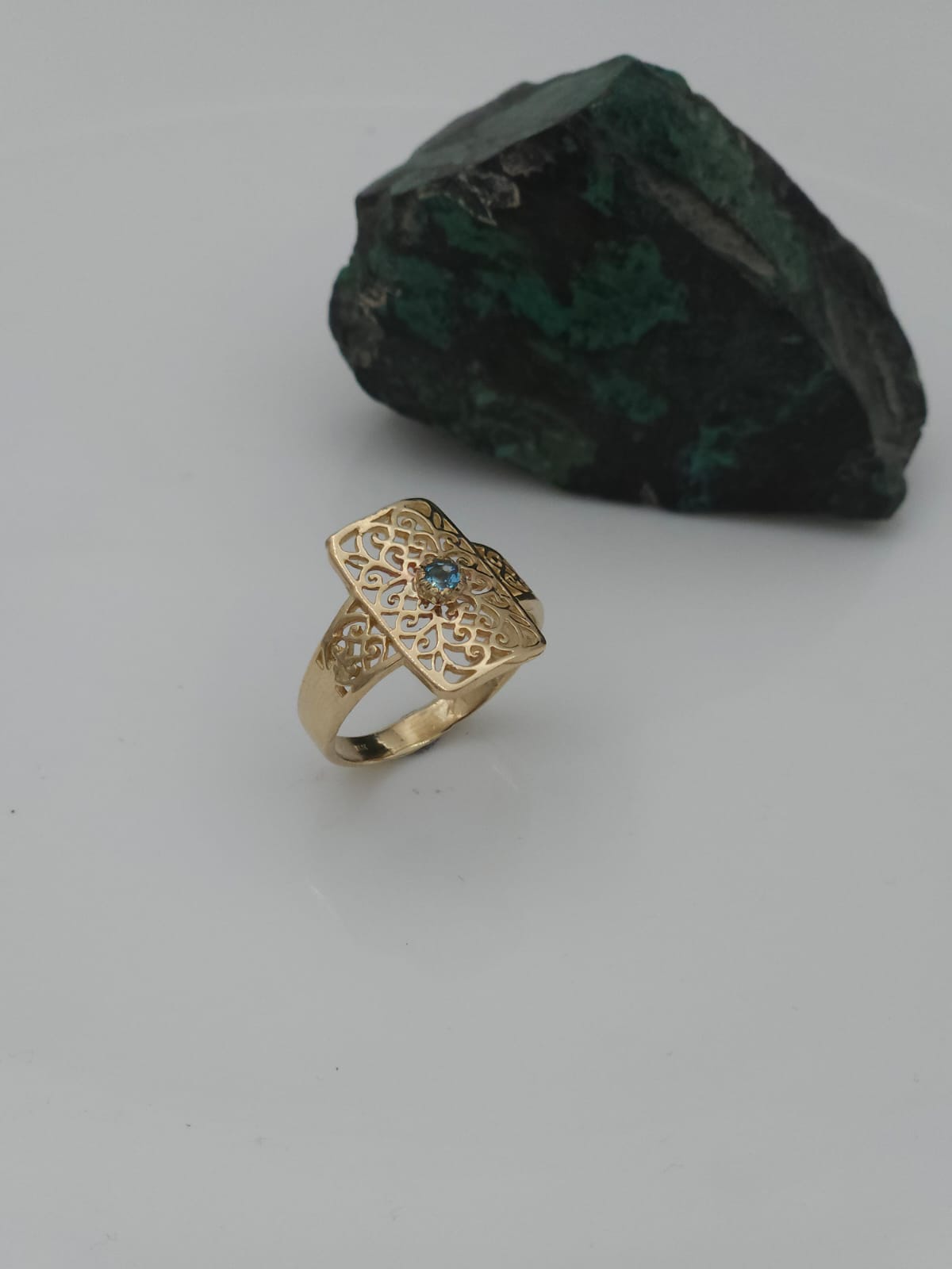 14K Gold Rectangular Lace Ring Set with Blue Topaz