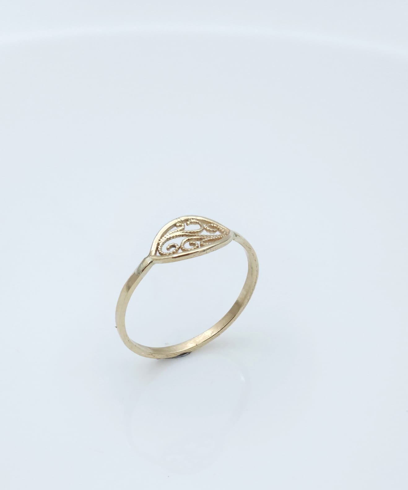 14K Gold Lace Signet Ring