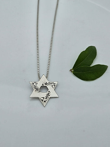 Elegant Silver Star of David Pendant