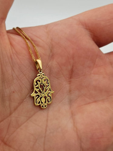14K Gold Pomegranate Hamsa