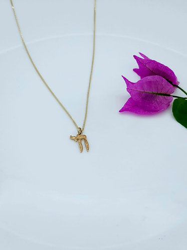 14K Gold Chai Pendant with Ornamentation - 12x8mm