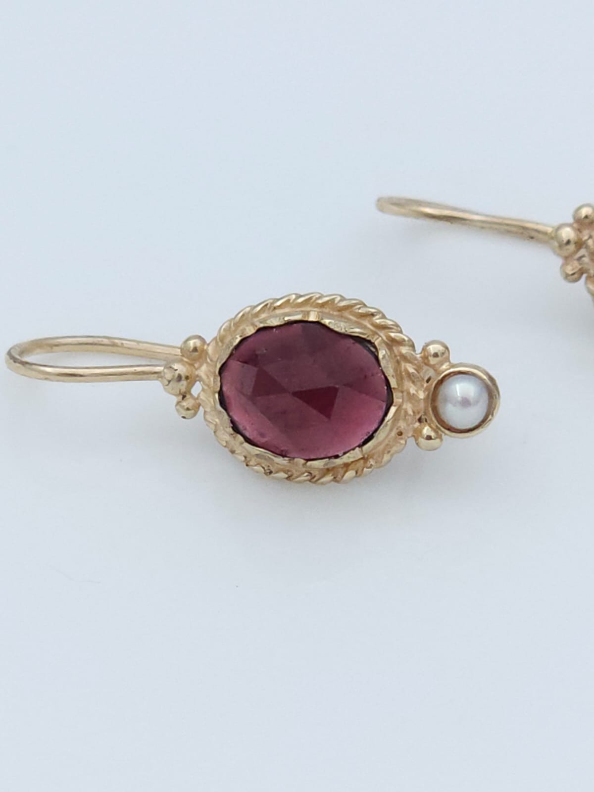 Antique-Style 14K Gold Earrings Set with Garnet and Pearl